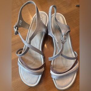 Ecco Tri Color Leather Sandal- Size 40